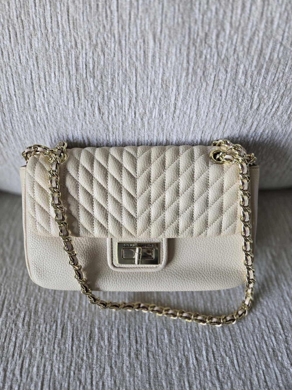 Cream Quilted Chain Shoulder Bag